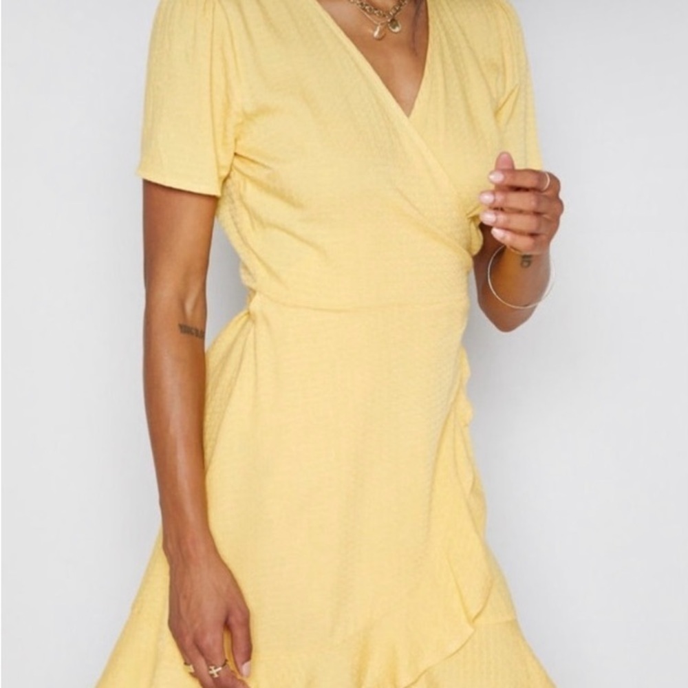SADIE & SAGE-YELLOW WRAP DRESS-SIZE SMALL